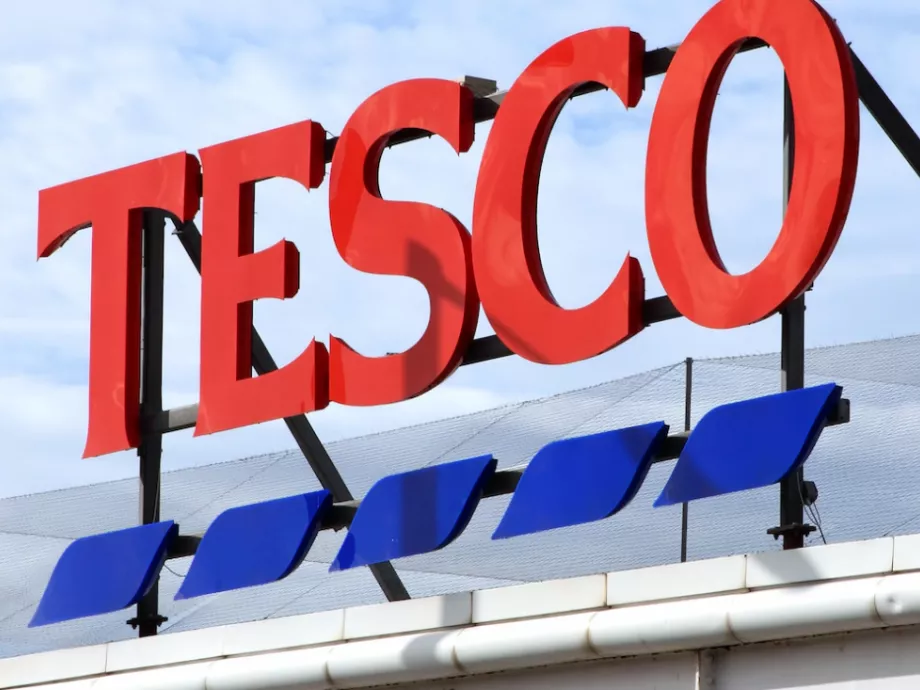500 új kollégát várnak a Tesco-hoz