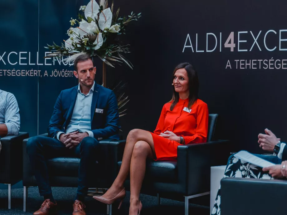 Vezetők tapasztalatai által inspirálódhattak az ALDI karriernapon résztvevő fiatalok