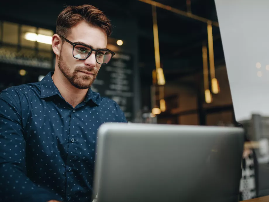 Tovább nőhet az informatikushiány – csökkent az IT-szakokra jelentkezők száma