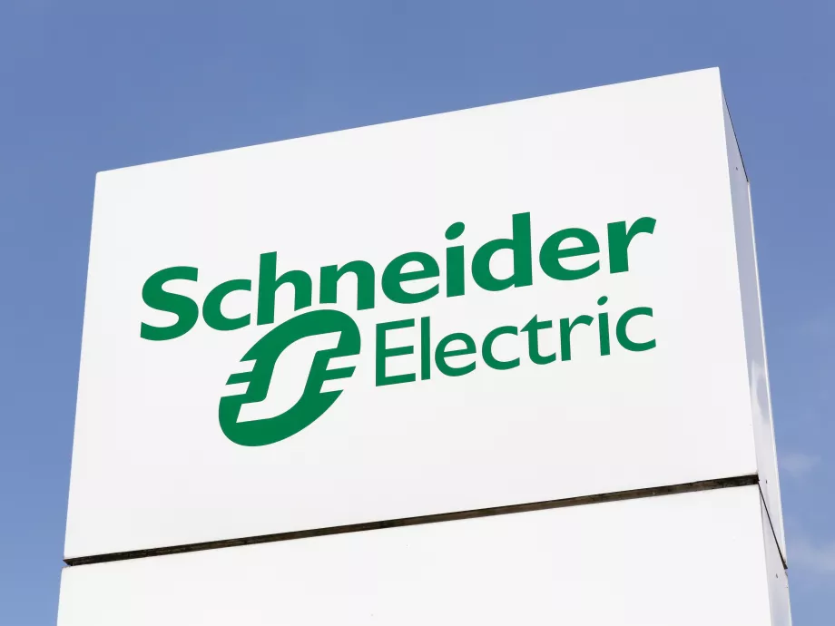 Rendkívüli plusz juttatást kapnak a Schneider Electric dolgozói az infláció miatt