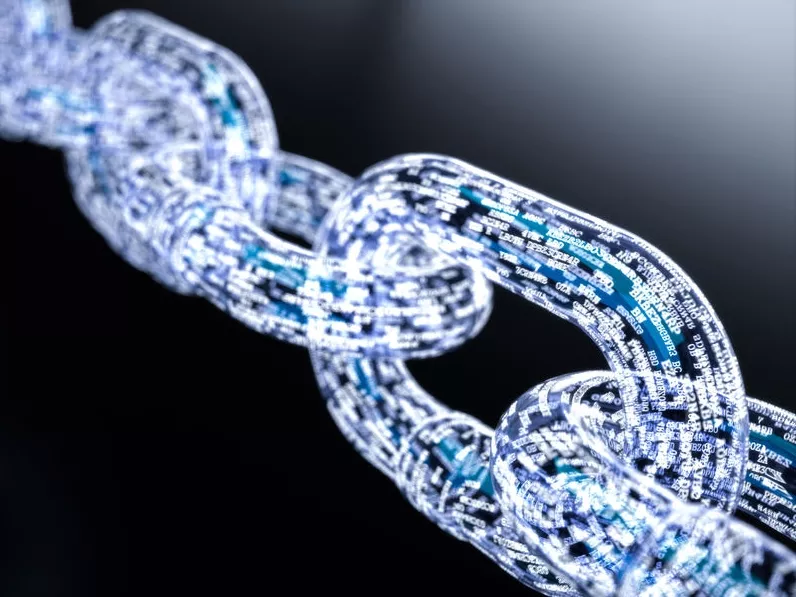 Blockchain, Bitcoin -  mi köze ezeknek a HR-hez?