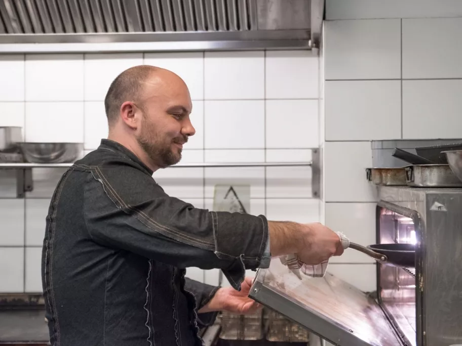 „Kertelés nélkül, direktebben szóltak hozzám, ha valamit elrontottam”