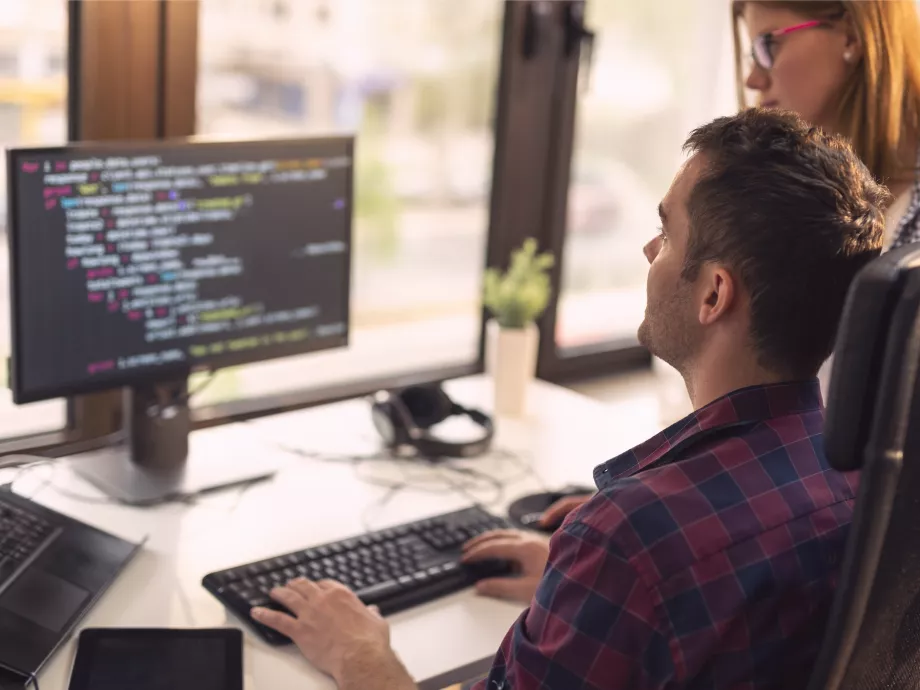 25 millió embert képez át informatikussá a Microsoft