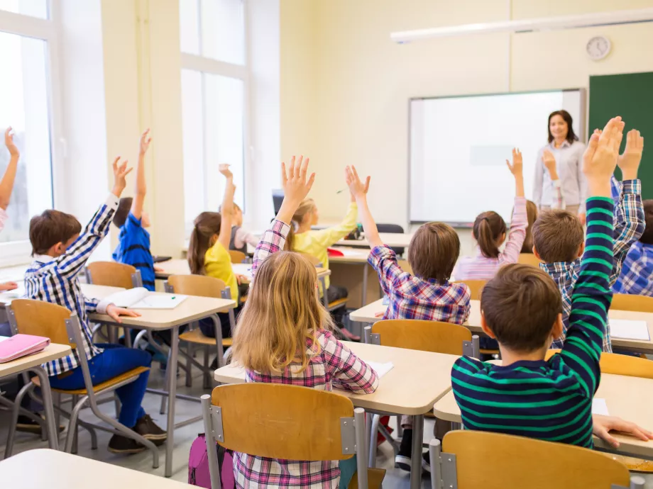 Nem minden első osztályos gyerek kész az iskolára – mit tehetnek a szülők és a tanárok?